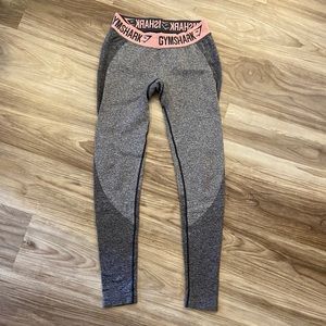 Grey Gymshark leggings— Size Medium